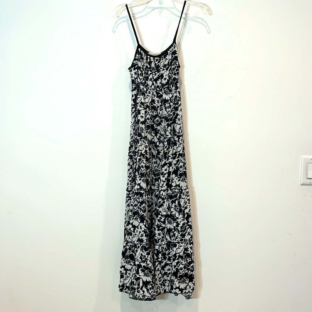 Annabelle New York Floral black white ruffle trim tier maxi dress small women’s